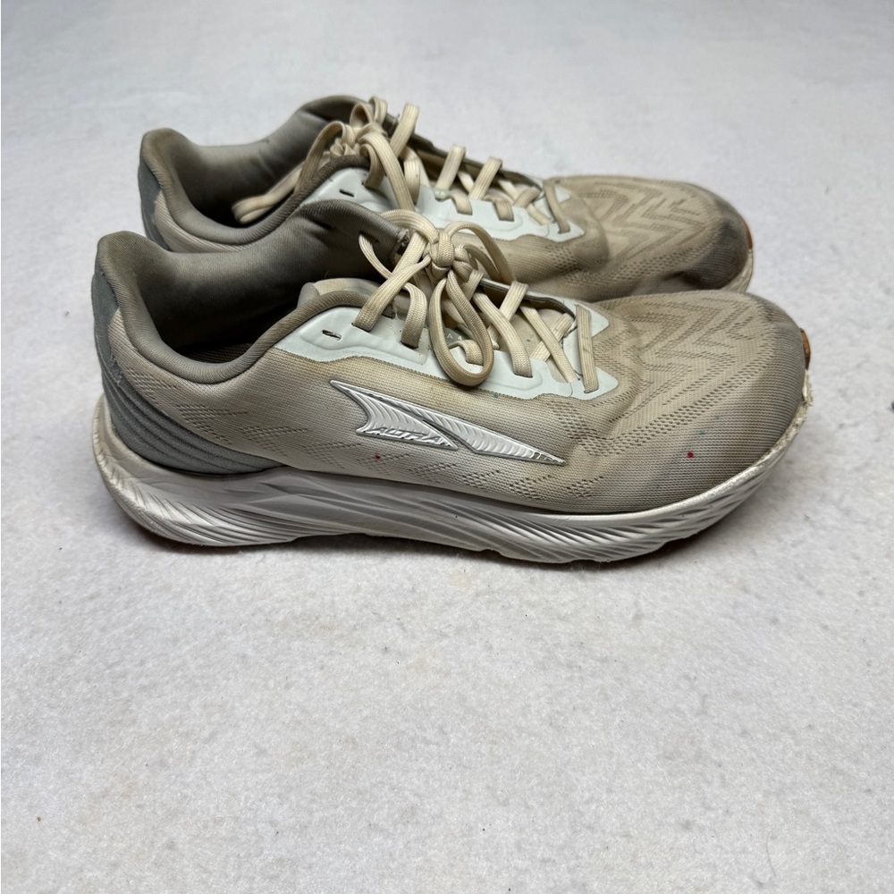 Altra Rivera 4 White/Pale Mint Women's Size 8 Running Shoes